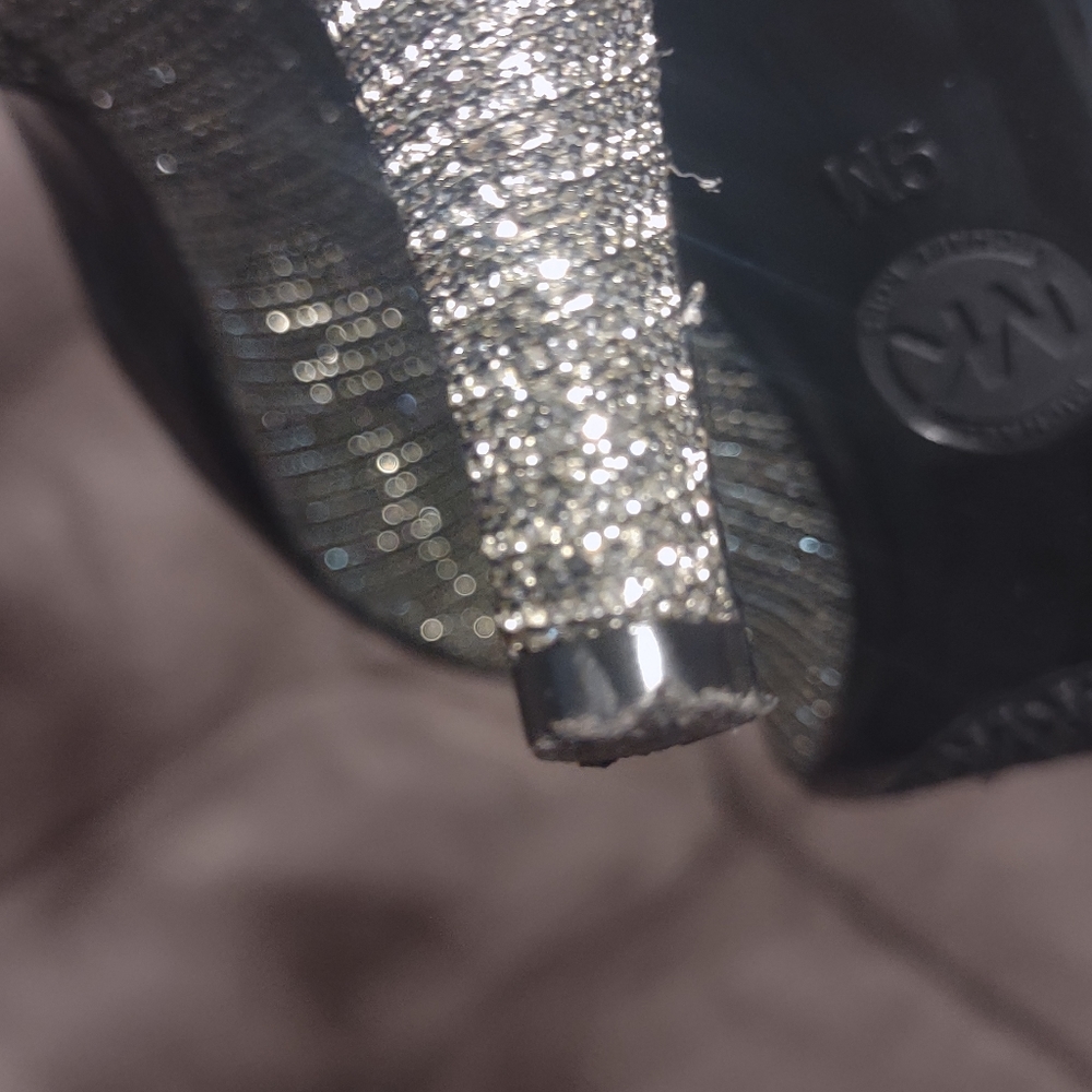 Michael Kors Alina Flex crystal-embellished pumps 9M - Picture 13 of 15